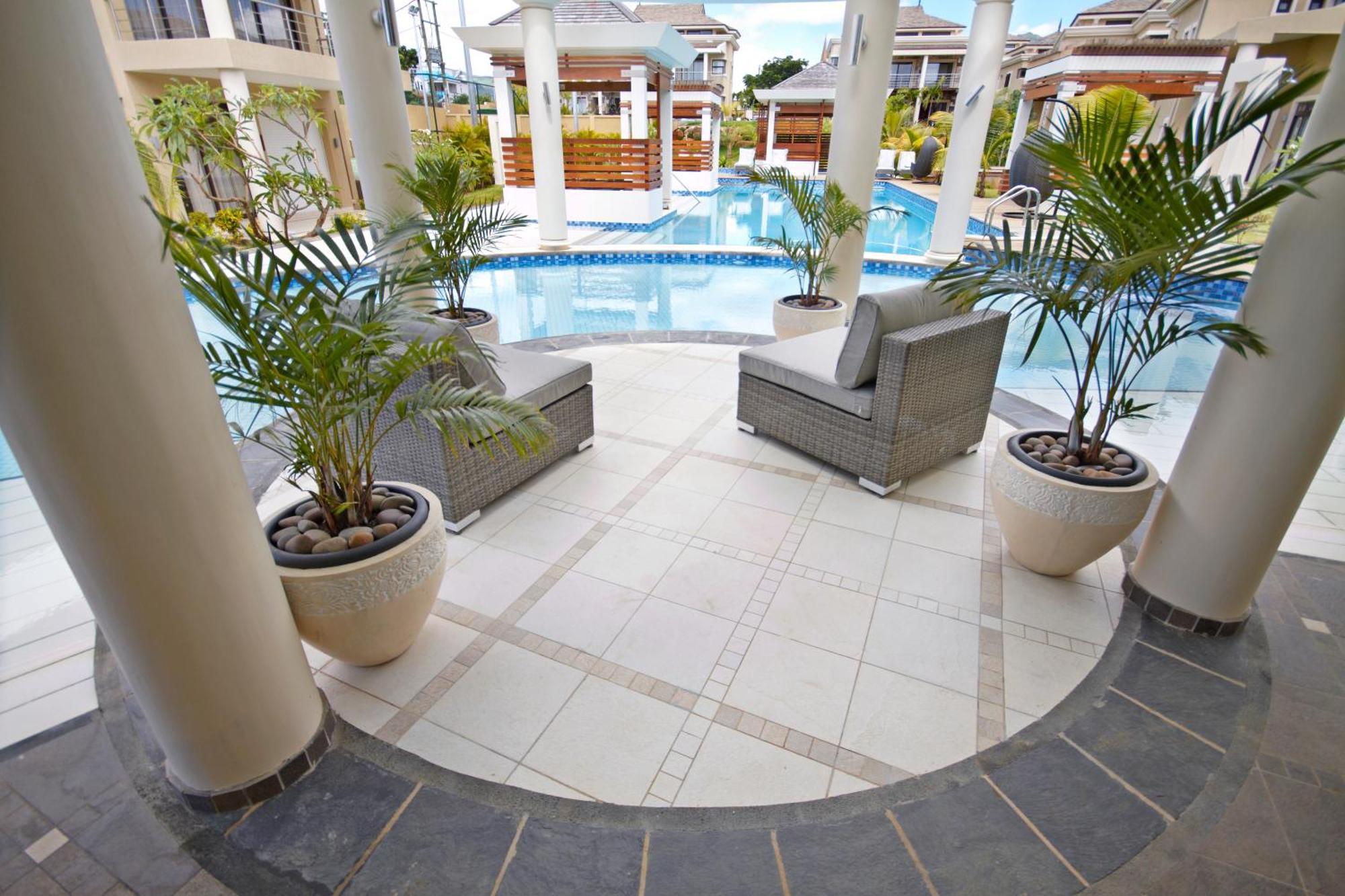 Villasun Luxury Apartments & Villas Flic en Flac Экстерьер фото
