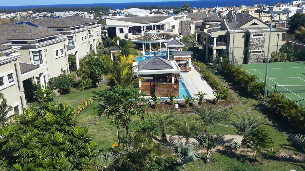 Villasun Luxury Apartments & Villas Flic en Flac Экстерьер фото