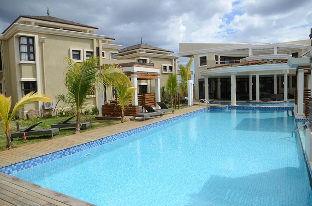 Villasun Luxury Apartments & Villas Flic en Flac Экстерьер фото